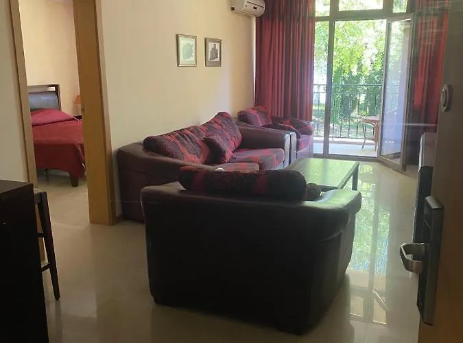 Oasis Park - New Managment 3* Несебър