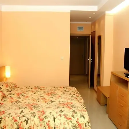 Otel Oasis Park - New Managment 3*