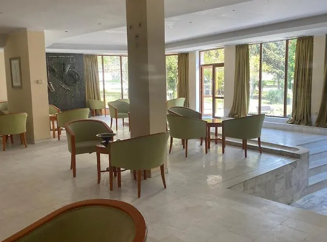 Hotel Oasis Park - New Managment